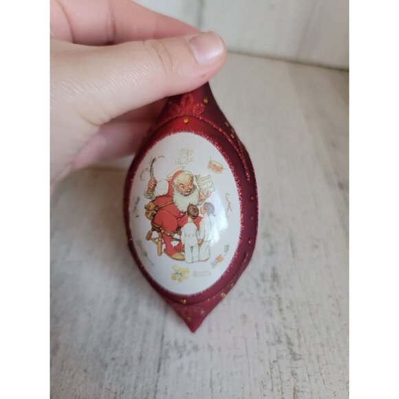 Hallmark waiting for Santa special edition Norman Rockwell ornament Xmas - Picture 6 of 8